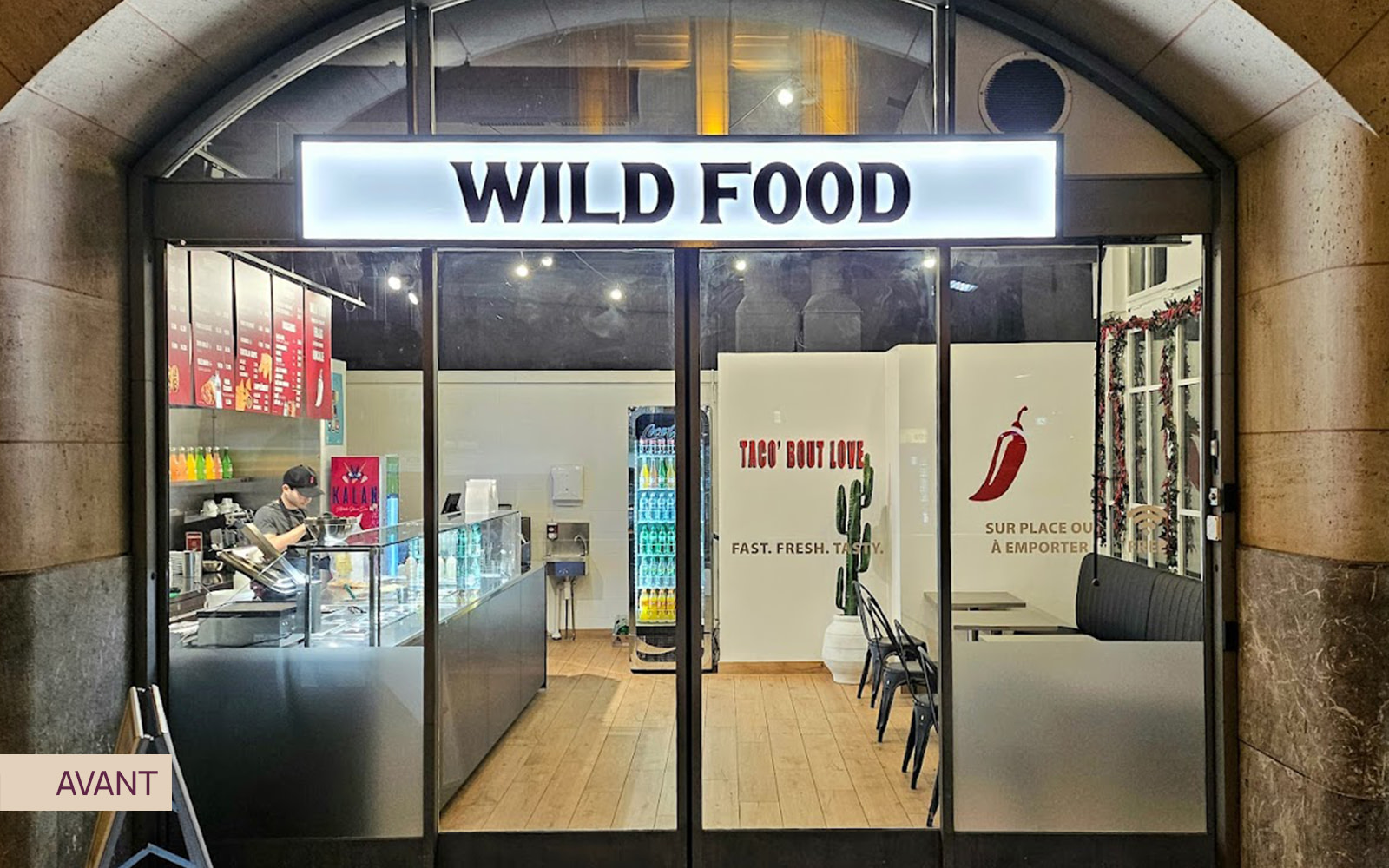Vitrine restaurant mexicain avant changement de design